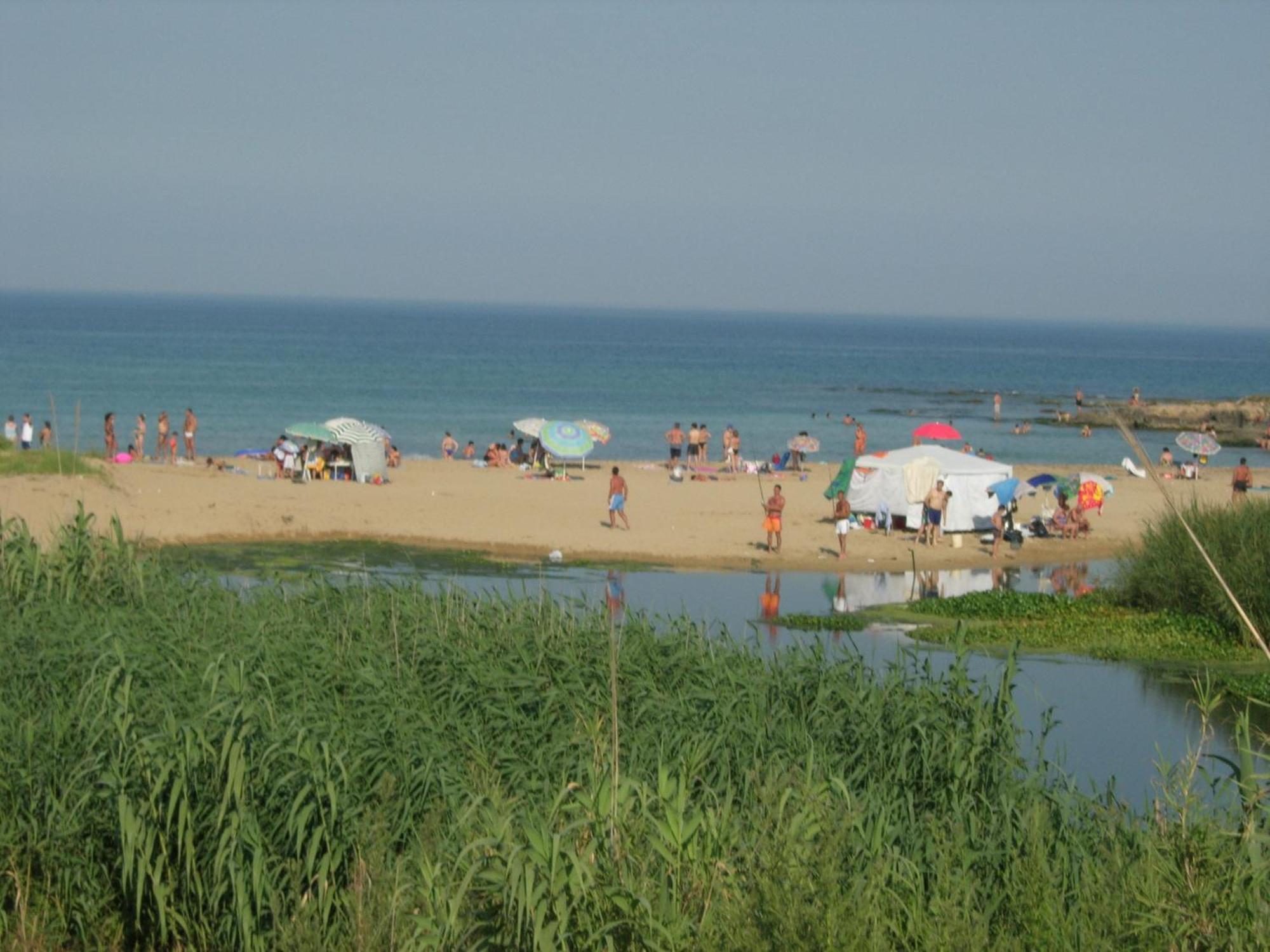 Villa Luna A Pochi Passi Dalla Spiaggia อาโวลา ภายนอก รูปภาพ