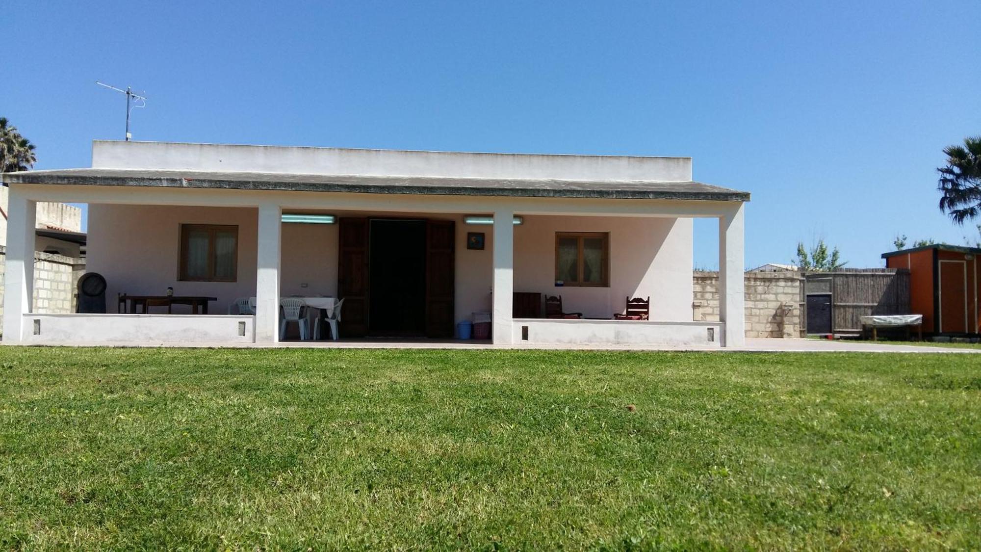 Villa Luna A Pochi Passi Dalla Spiaggia อาโวลา ภายนอก รูปภาพ